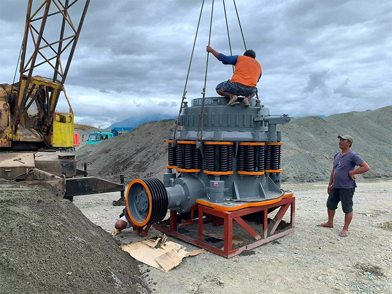 圓錐破碎機在鐵路道砟破碎中的優(yōu)勢 2 圓錐破碎機